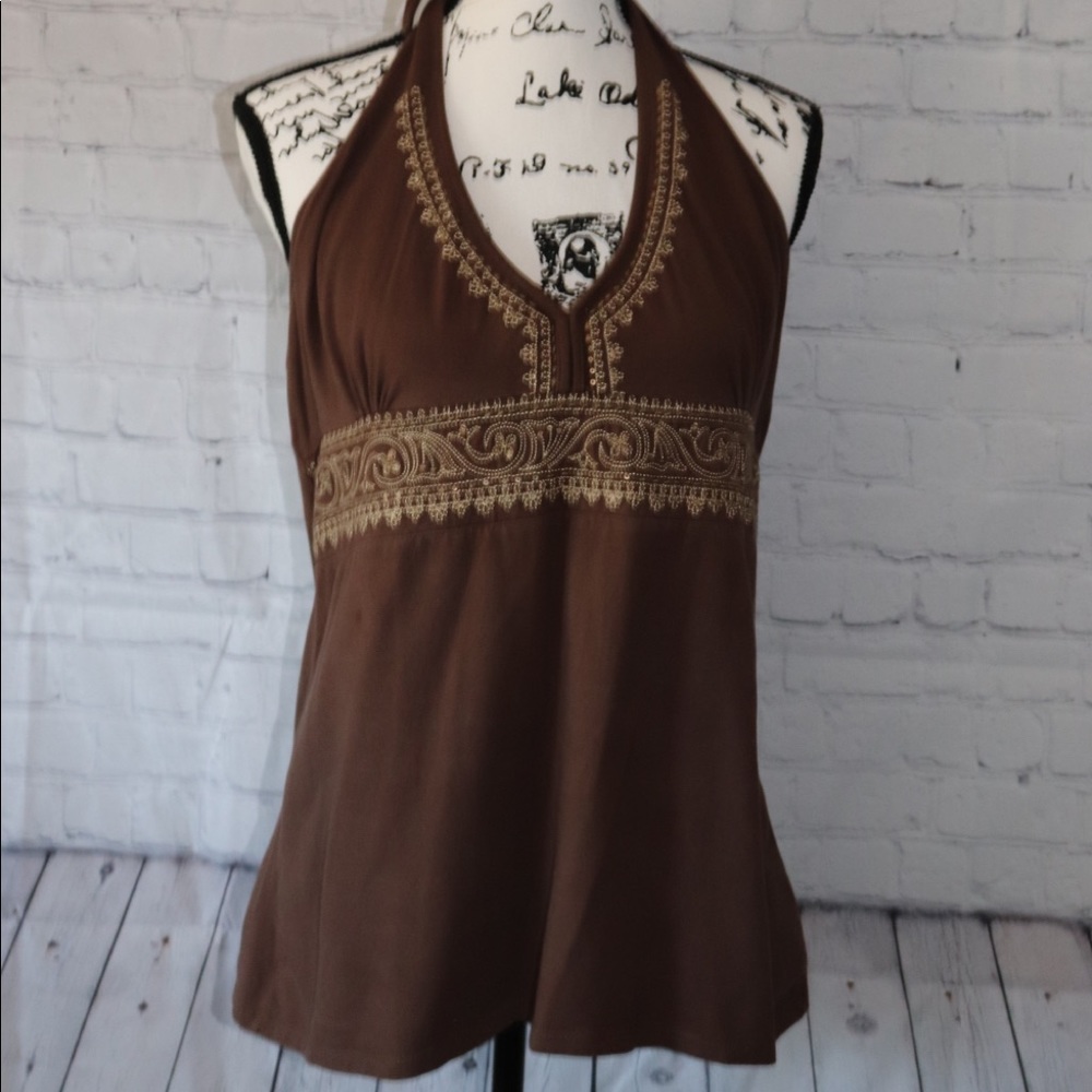 Halter-top w/built in bra